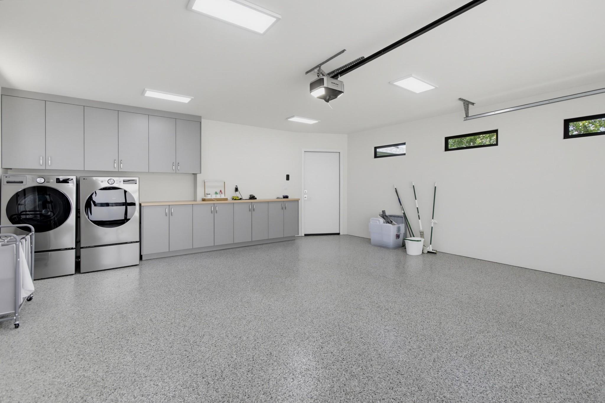 Virtual tour photo 38 of 99 for 731 Marsolan Ave