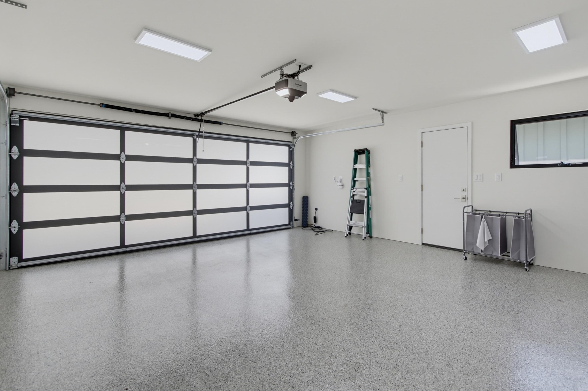 Virtual tour photo 39 of 99 for 731 Marsolan Ave