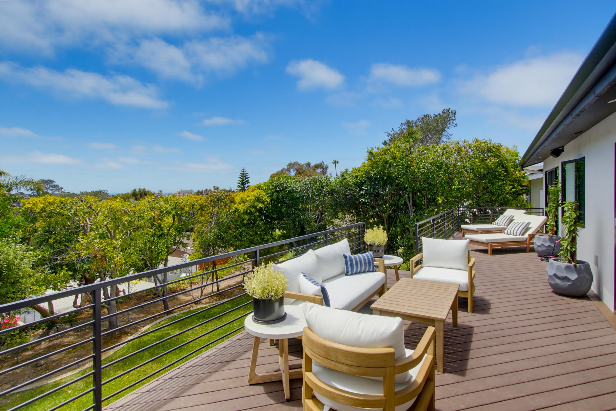Virtual tour photo 44 of 99 for 731 Marsolan Ave