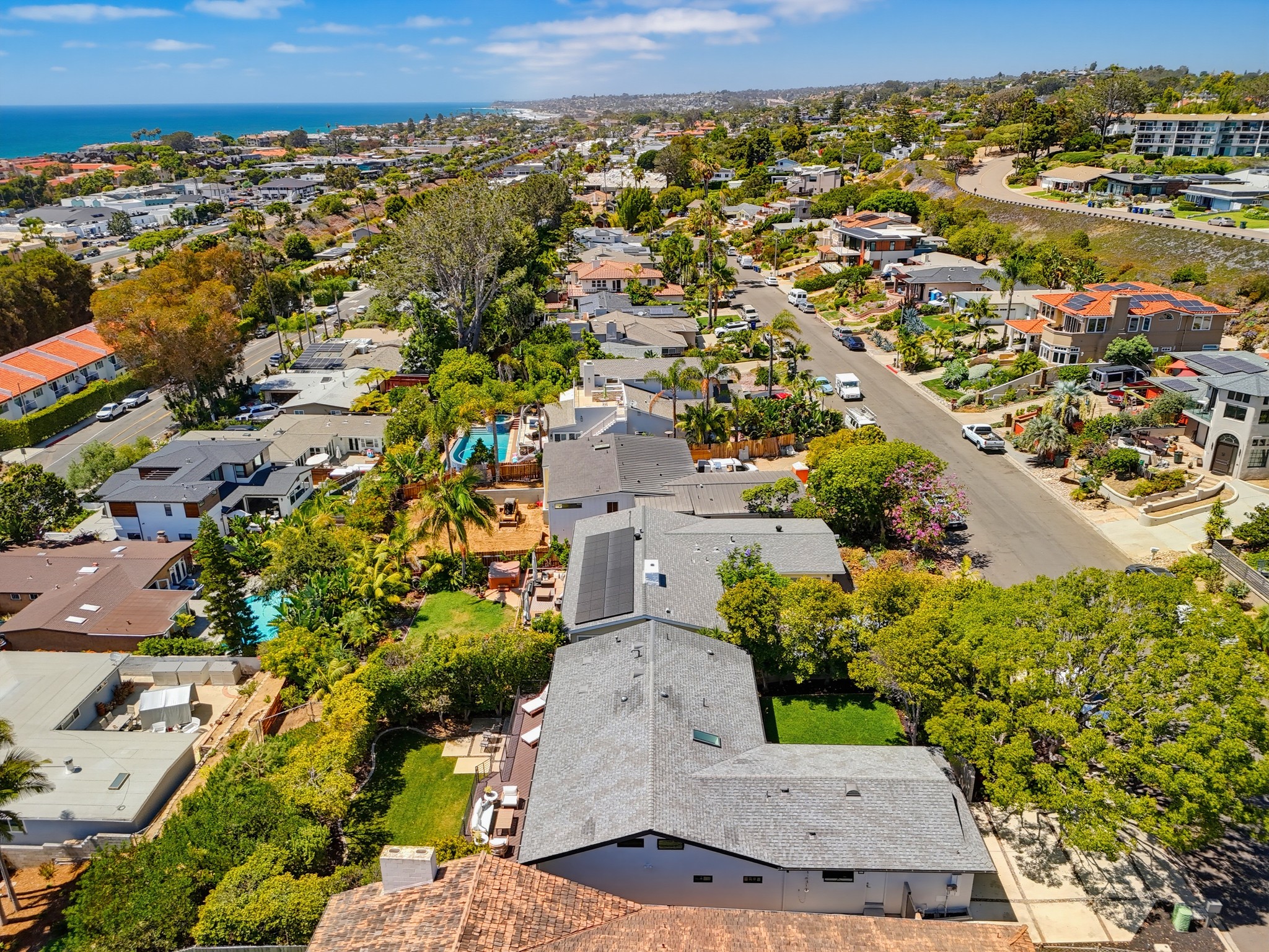 Virtual tour photo 83 of 99 for 731 Marsolan Ave
