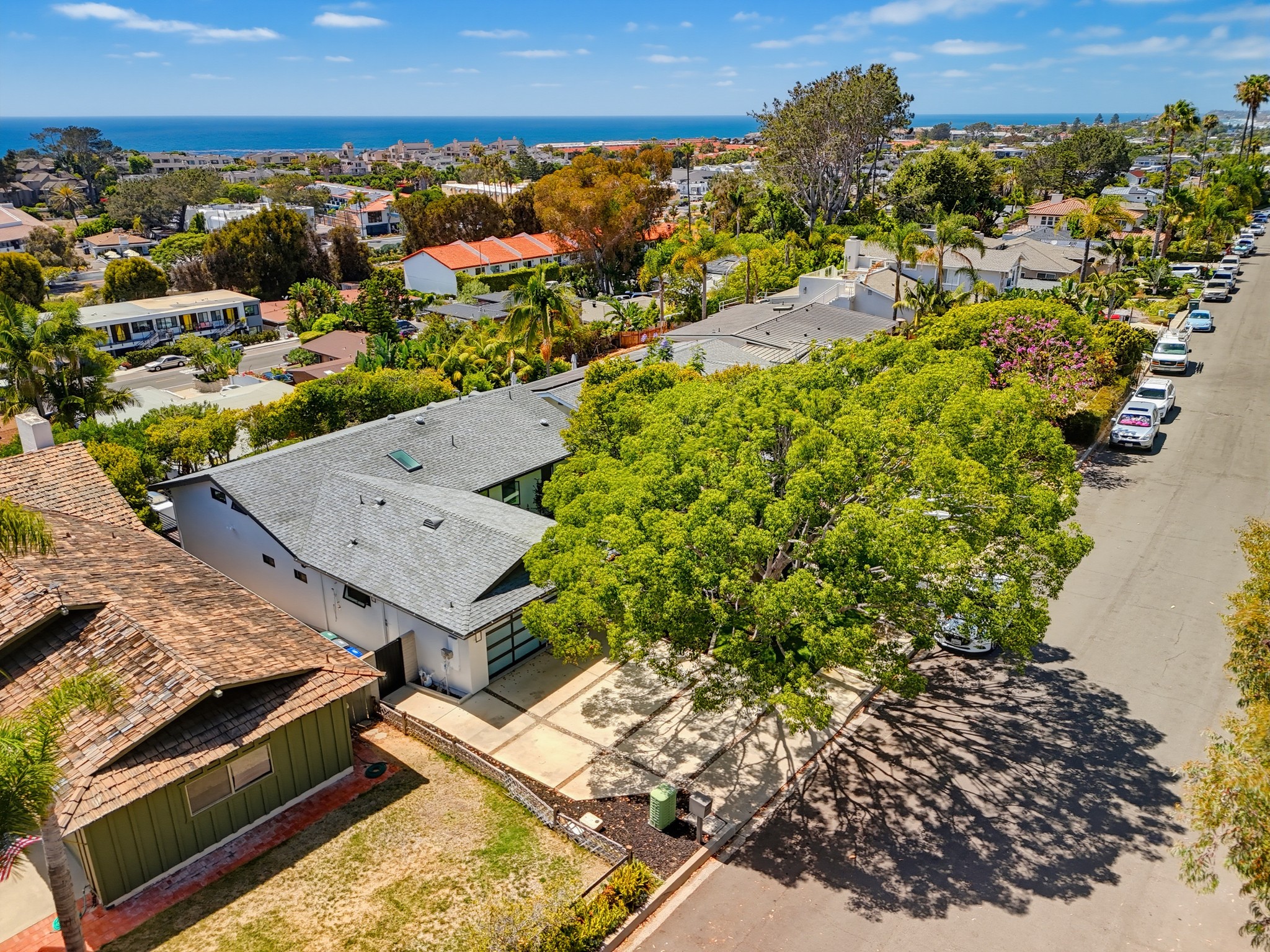 Virtual tour photo 91 of 99 for 731 Marsolan Ave