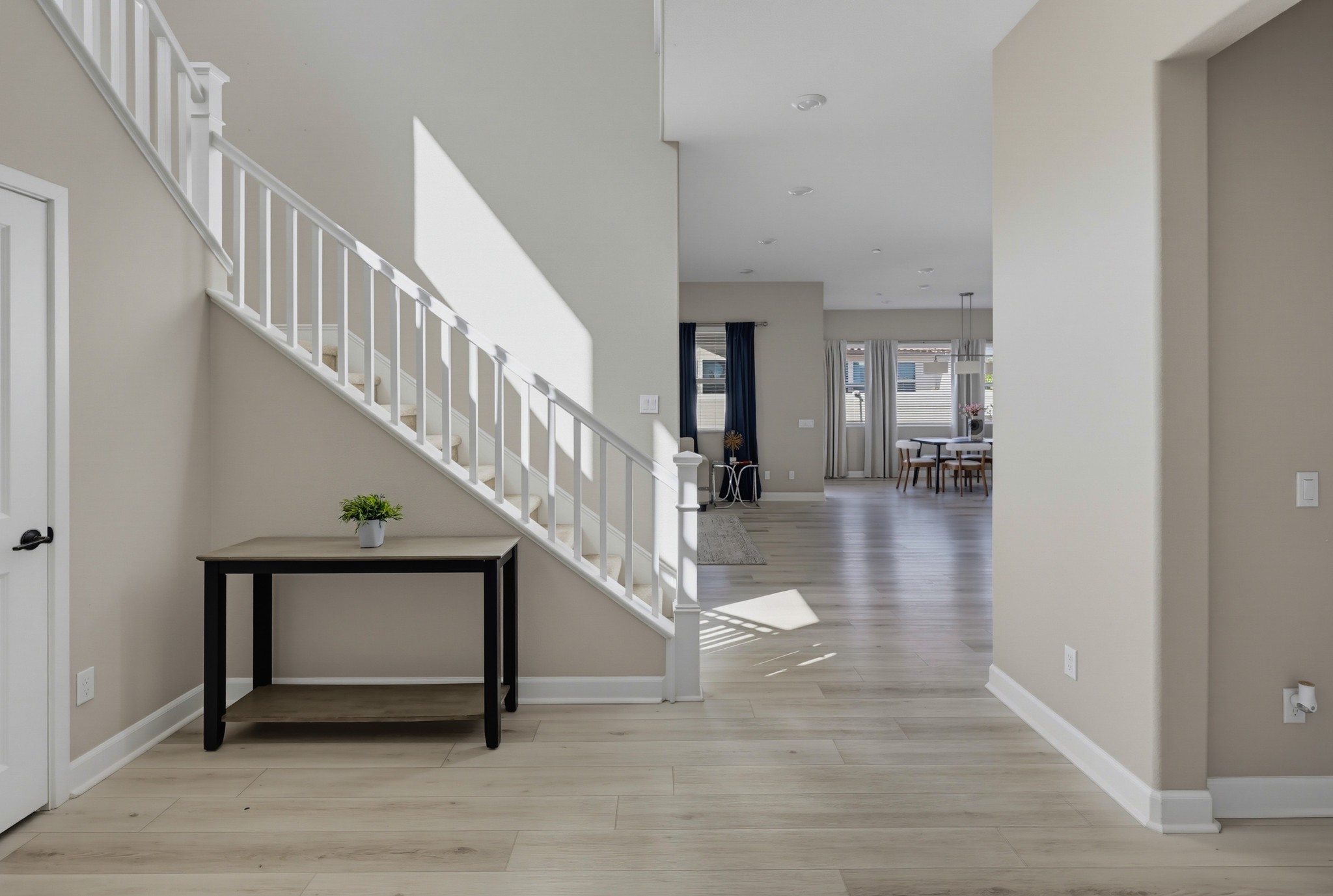 Virtual tour photo 8 of 108 for 731 Westbrook Loop