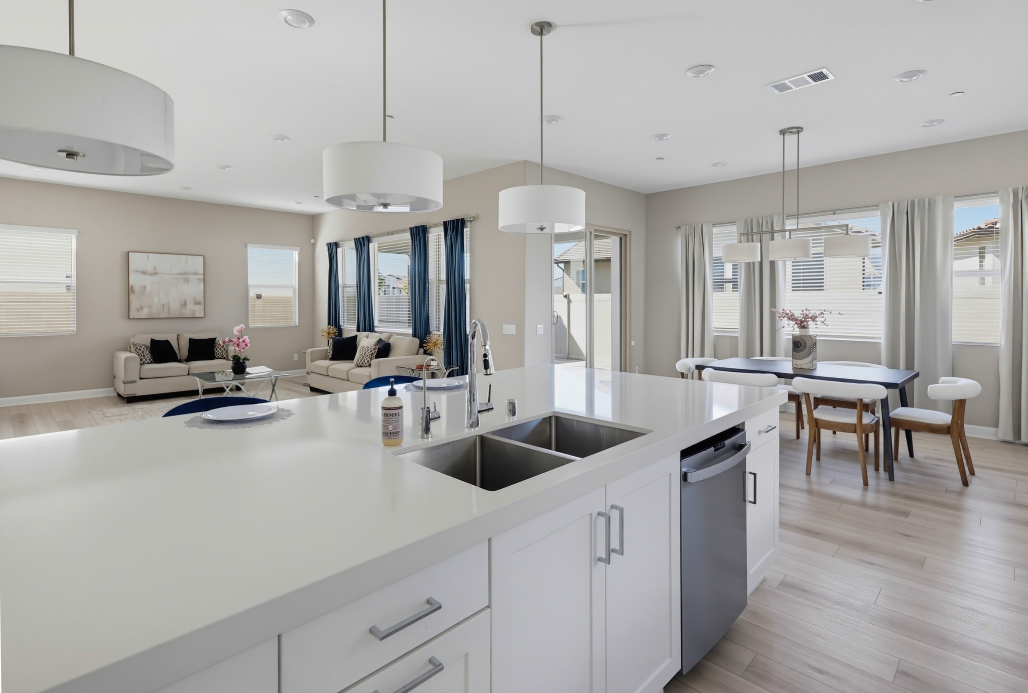 Virtual tour photo 25 of 108 for 731 Westbrook Loop