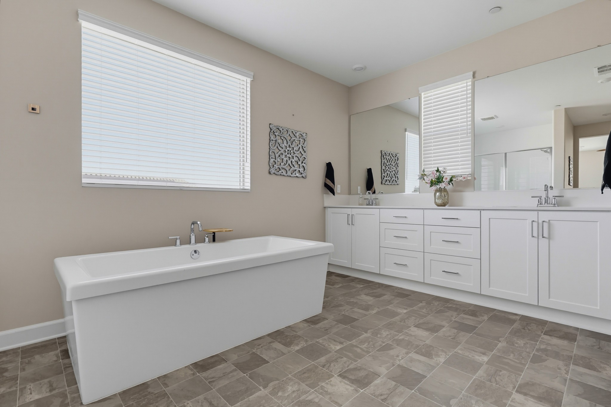 Virtual tour photo 52 of 108 for 731 Westbrook Loop