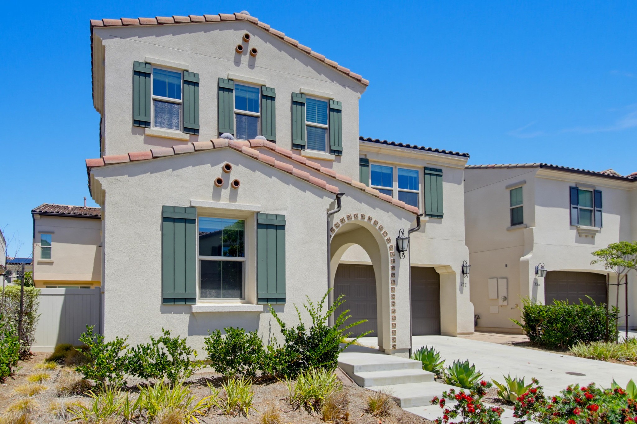 Virtual tour photo 4 of 56 for 732 Merit Dr