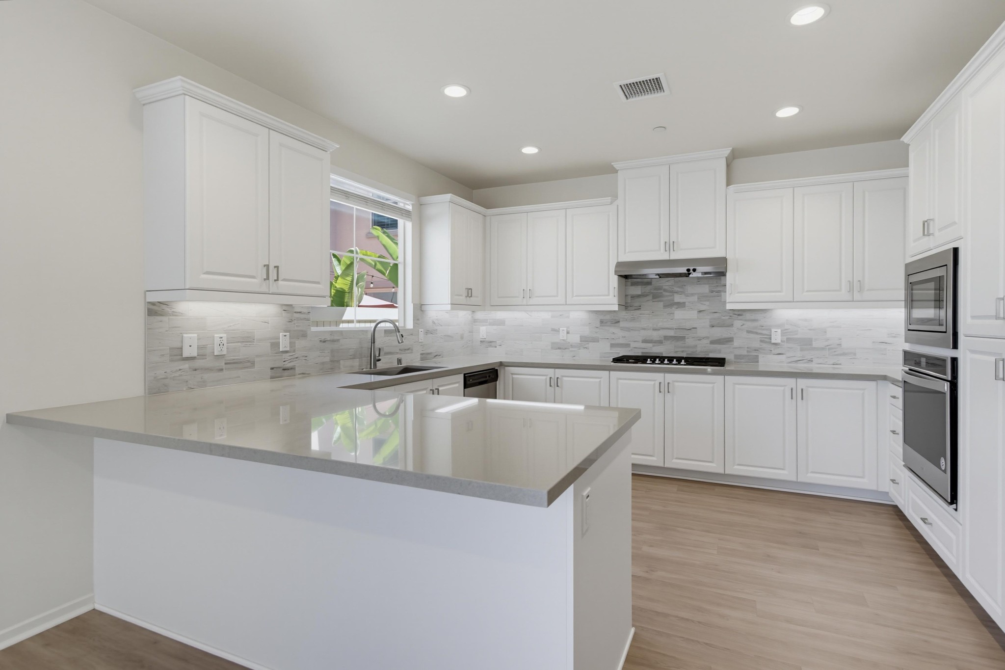 Virtual tour photo 15 of 56 for 732 Merit Dr