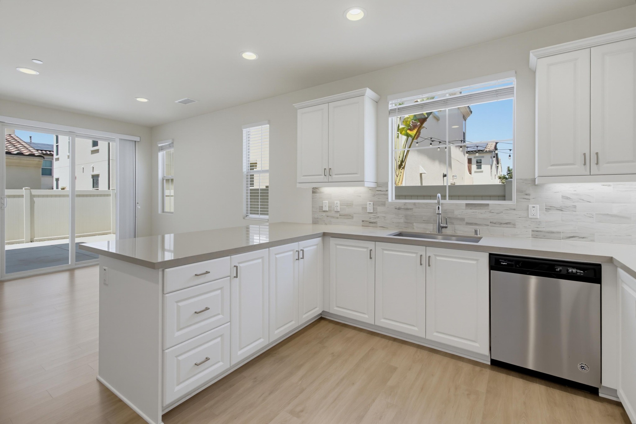 Virtual tour photo 17 of 56 for 732 Merit Dr
