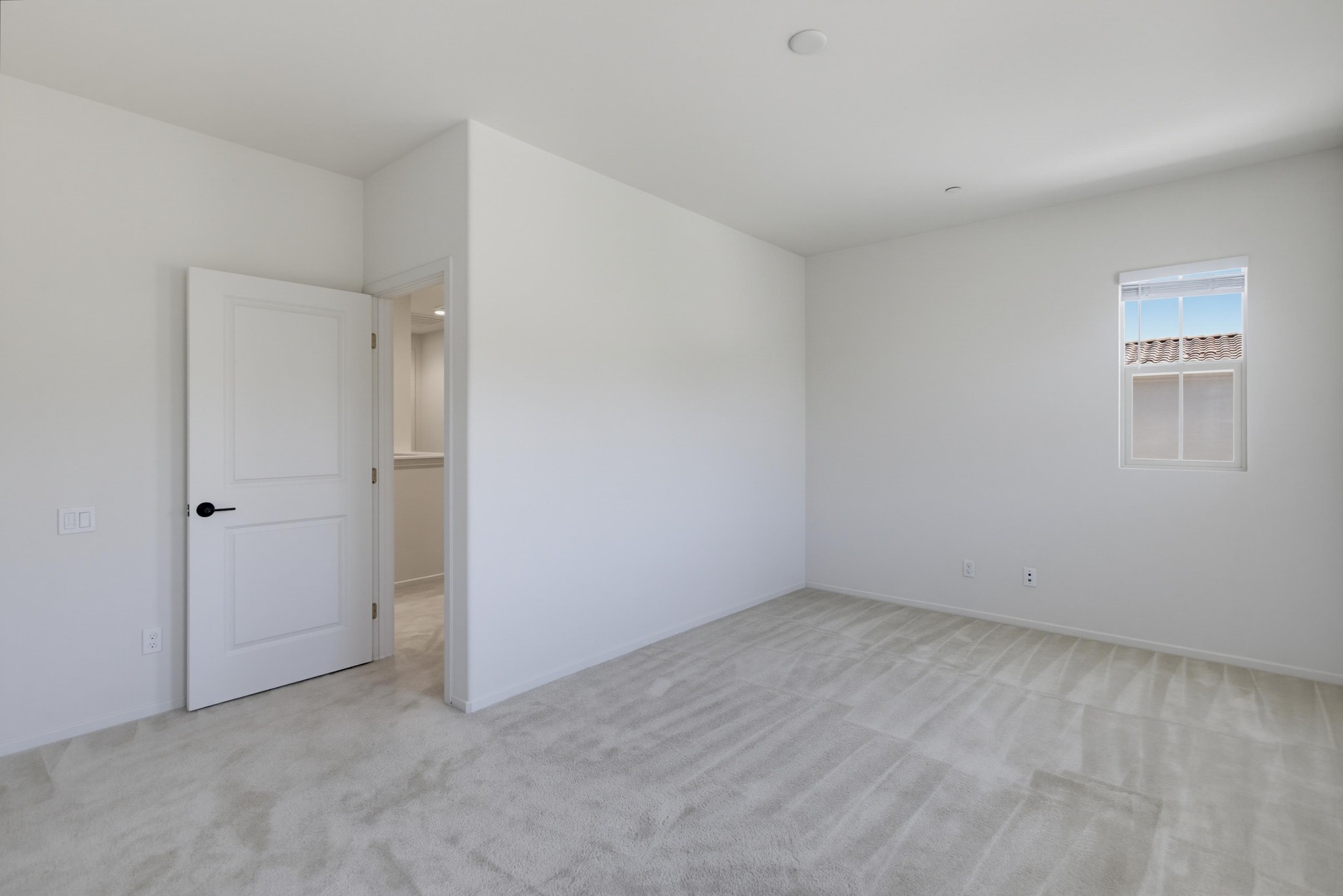 Virtual tour photo 27 of 56 for 732 Merit Dr