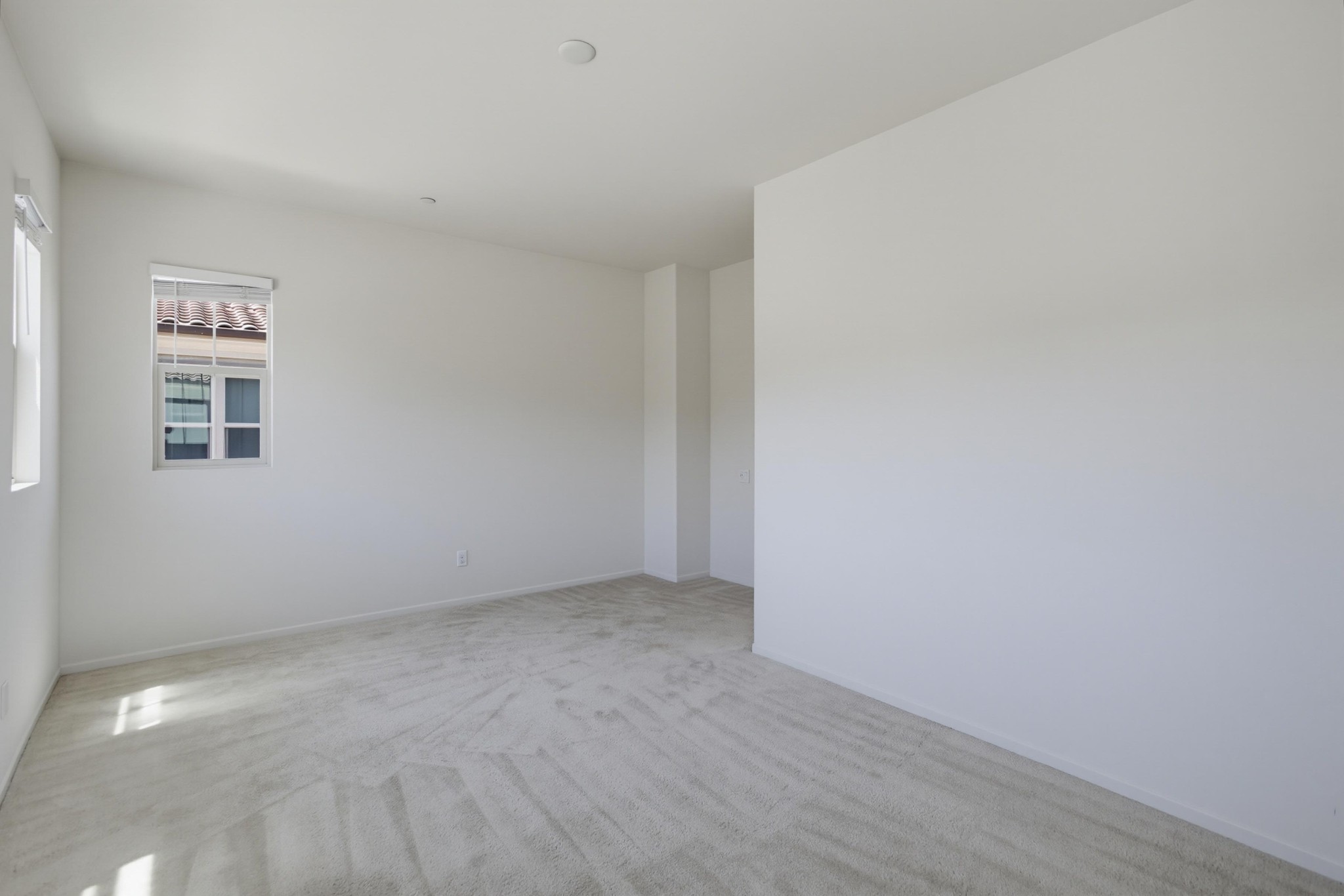 Virtual tour photo 28 of 56 for 732 Merit Dr