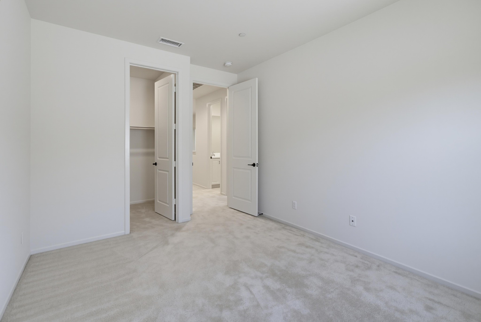 Virtual tour photo 43 of 56 for 732 Merit Dr