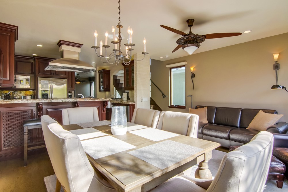 Virtual tour photo 16 of 63 for 732 York Ct