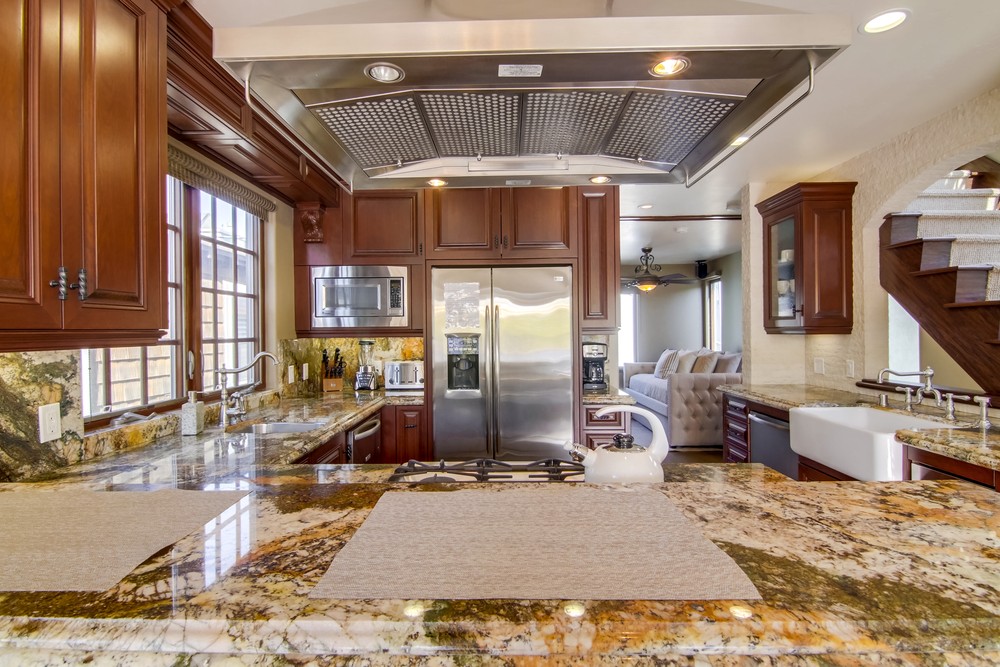 Virtual tour photo 20 of 63 for 732 York Ct