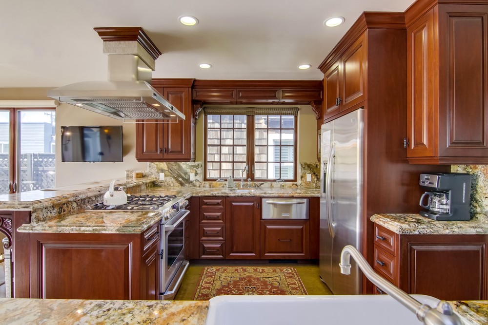 Virtual tour photo 22 of 63 for 732 York Ct