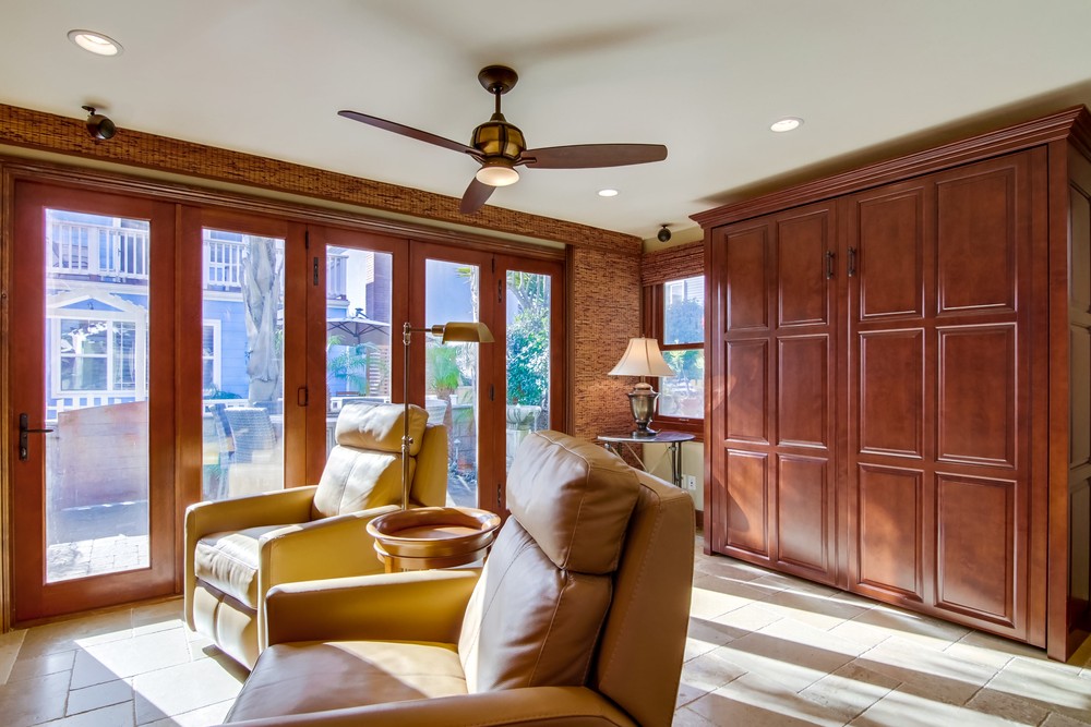 Virtual tour photo 31 of 63 for 732 York Ct