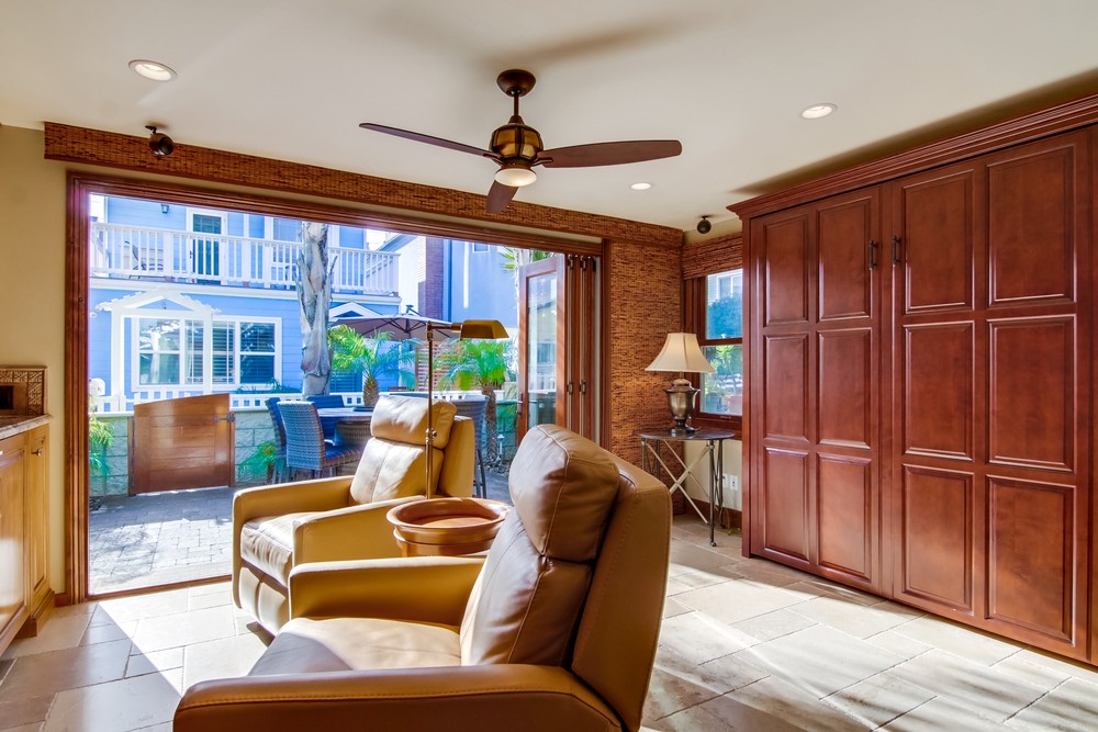 Virtual tour photo 32 of 63 for 732 York Ct