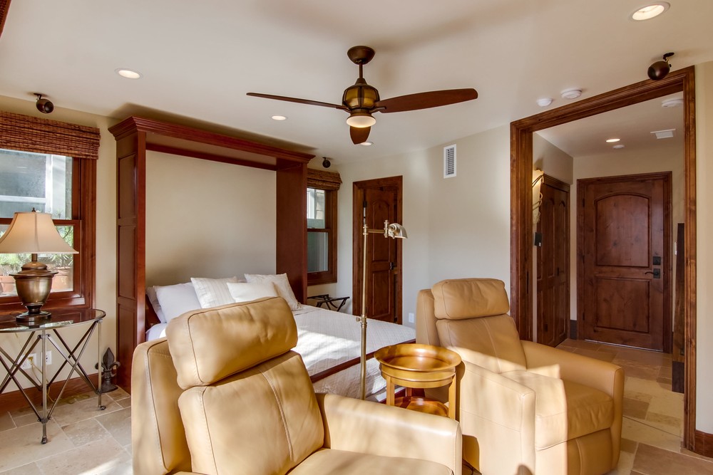 Virtual tour photo 39 of 63 for 732 York Ct
