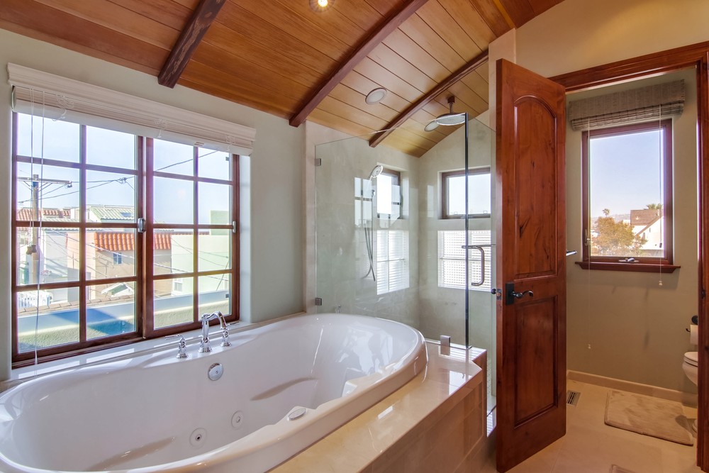 Virtual tour photo 54 of 63 for 732 York Ct
