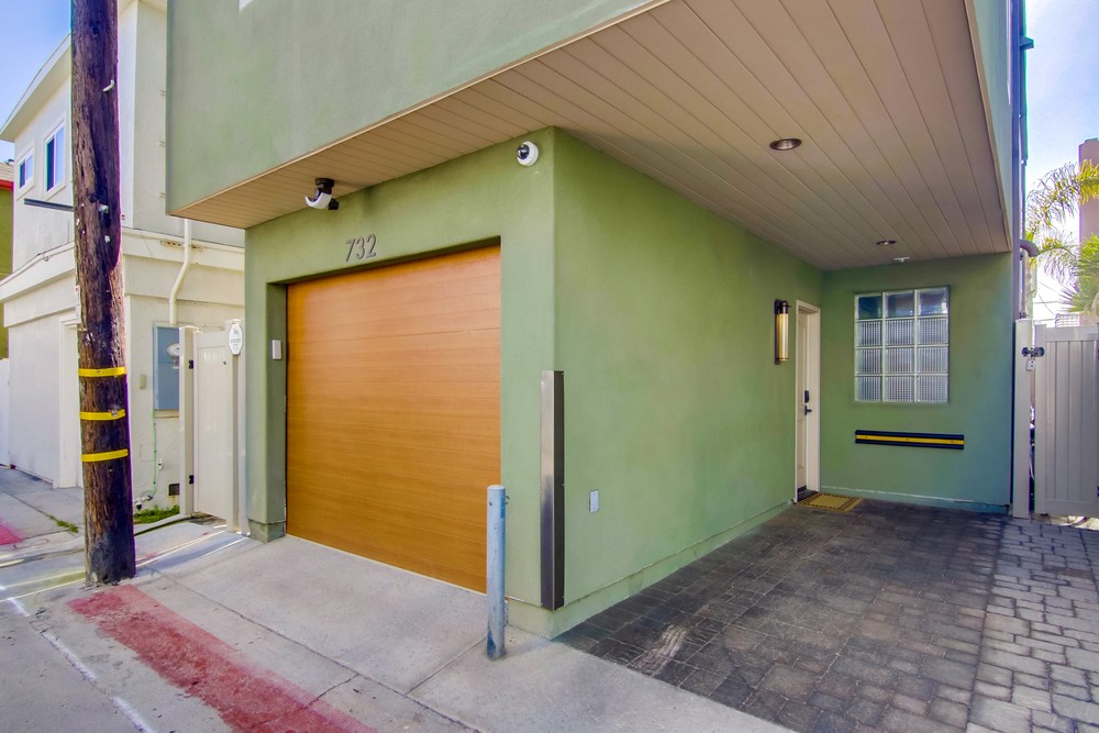 Virtual tour photo 64 of 63 for 732 York Ct