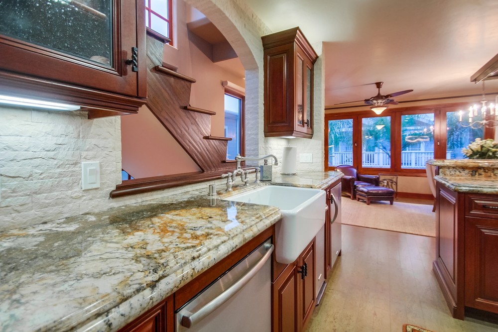 Virtual tour photo 37 of 79 for 732 York Ct