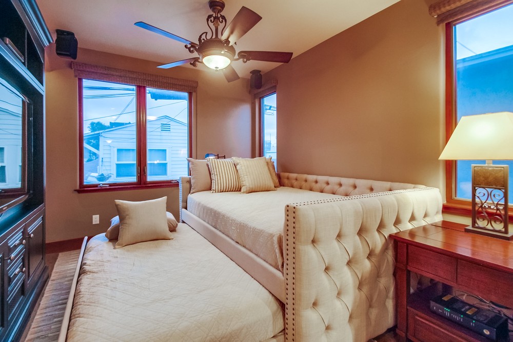 Virtual tour photo 59 of 79 for 732 York Ct