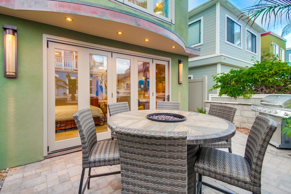 Virtual tour photo 69 of 79 for 732 York Ct