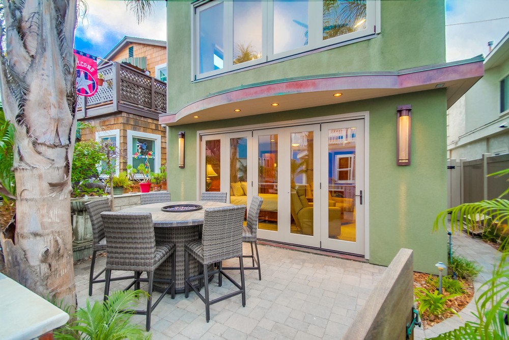 Virtual tour photo 70 of 79 for 732 York Ct