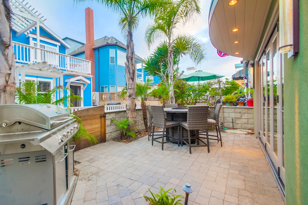 Virtual tour photo 72 of 79 for 732 York Ct