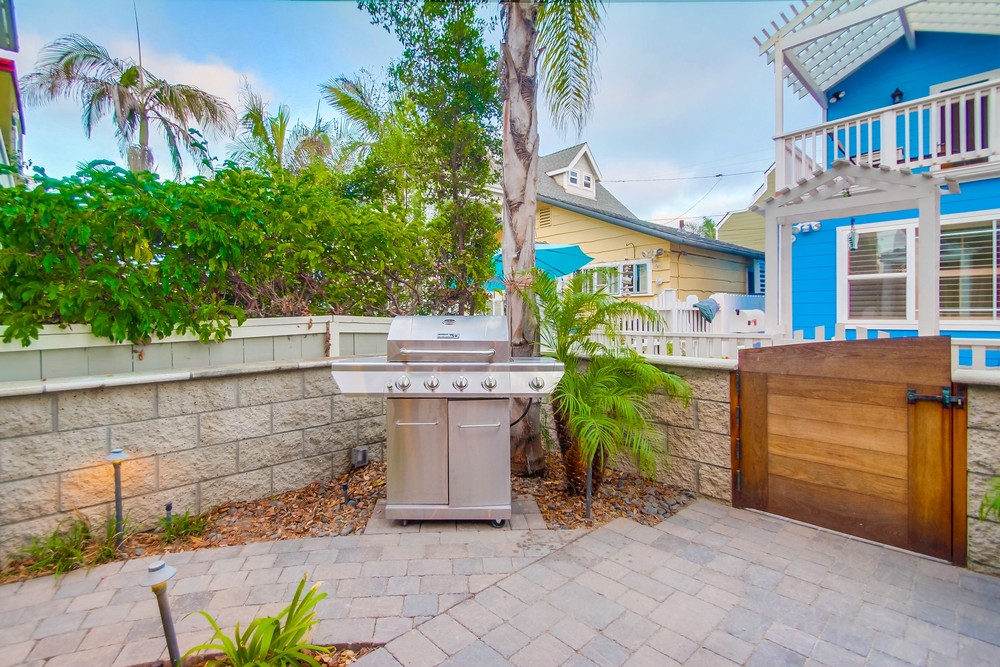Virtual tour photo 73 of 79 for 732 York Ct