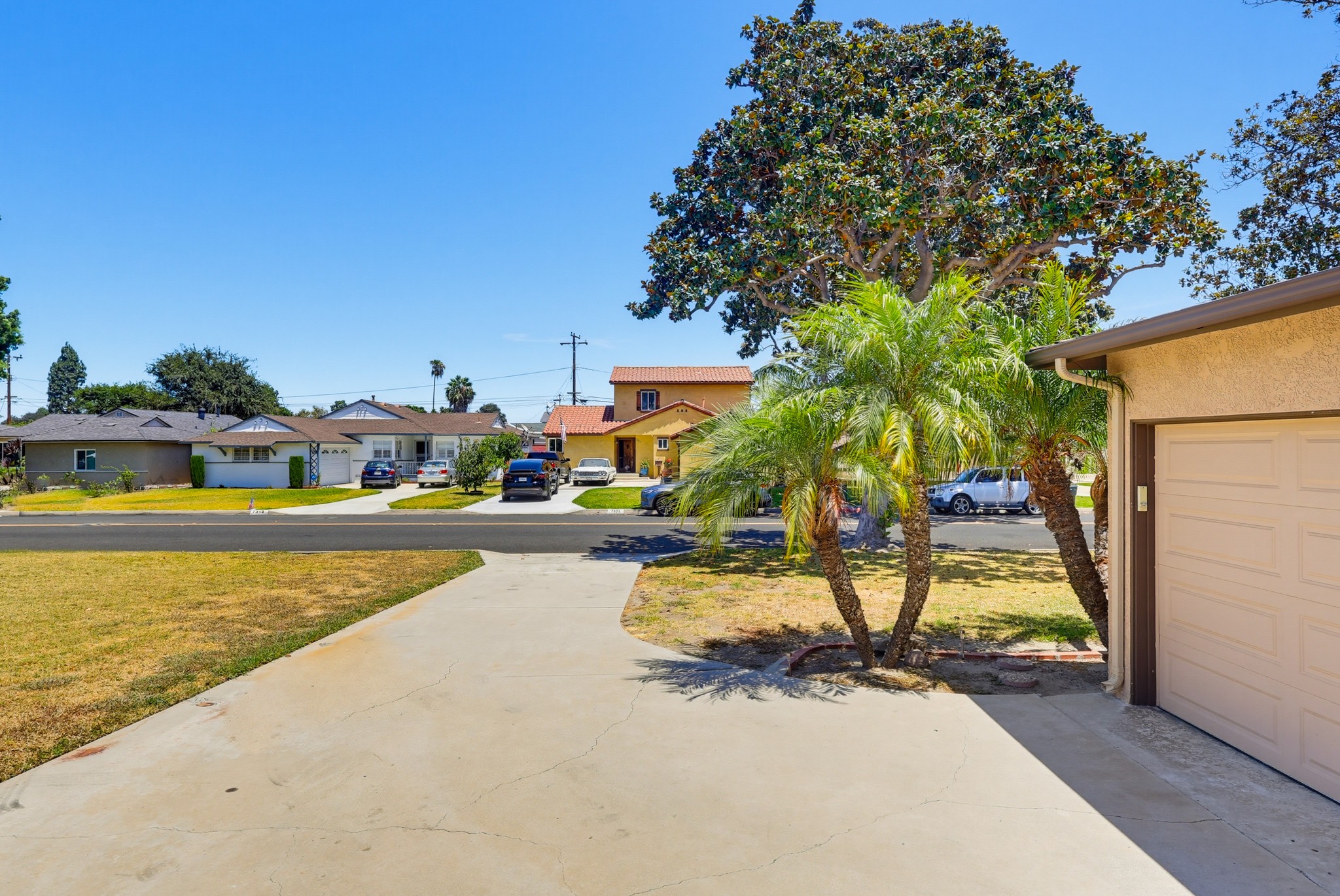 Virtual tour photo 8 of 64 for 7326 Glencliff Dr