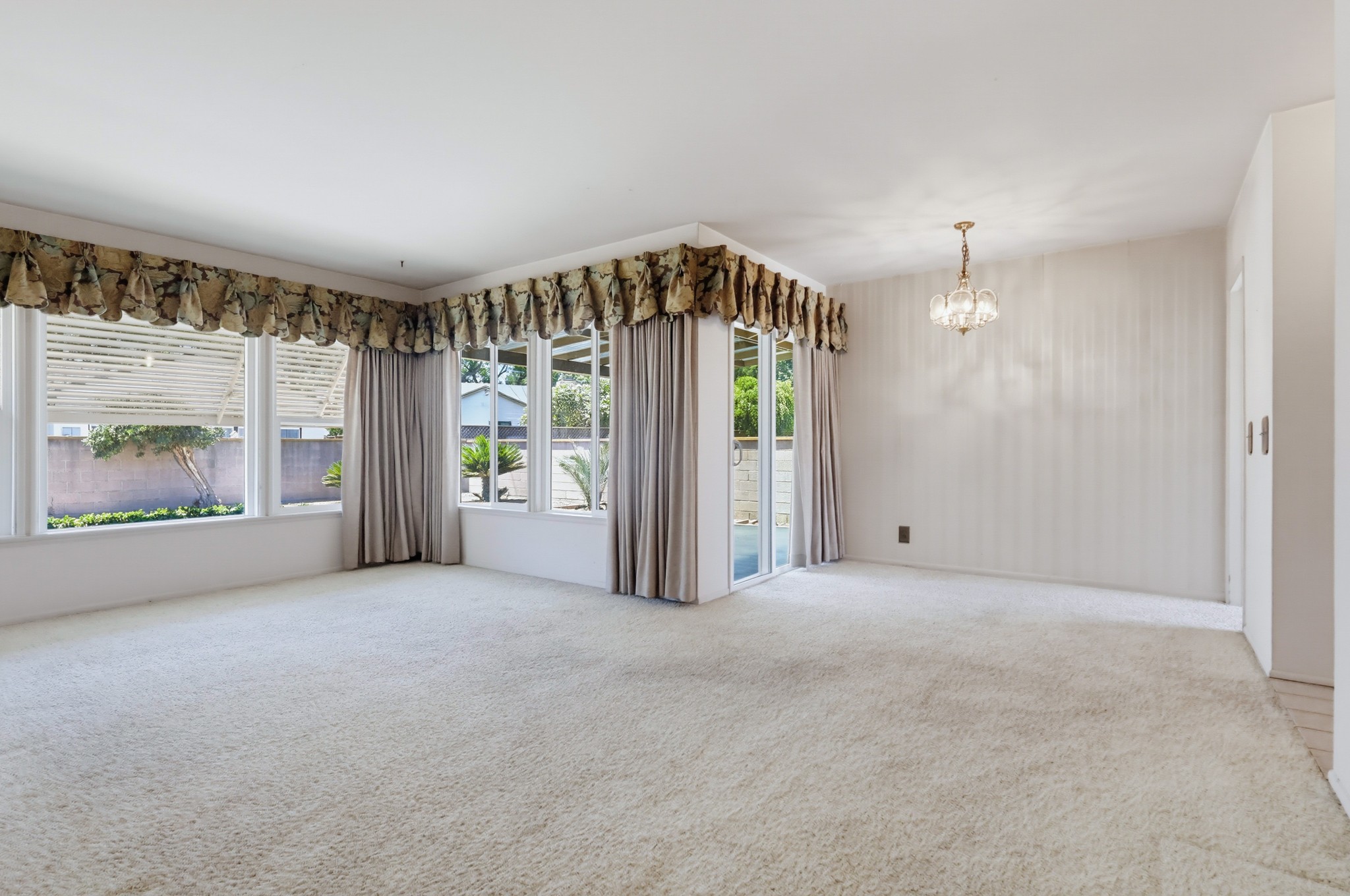 Virtual tour photo 12 of 64 for 7326 Glencliff Dr