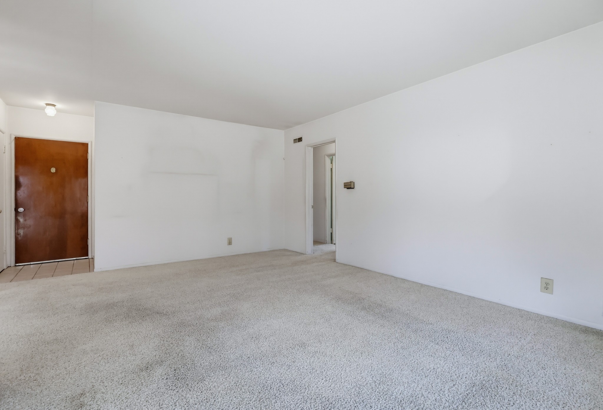Virtual tour photo 15 of 64 for 7326 Glencliff Dr