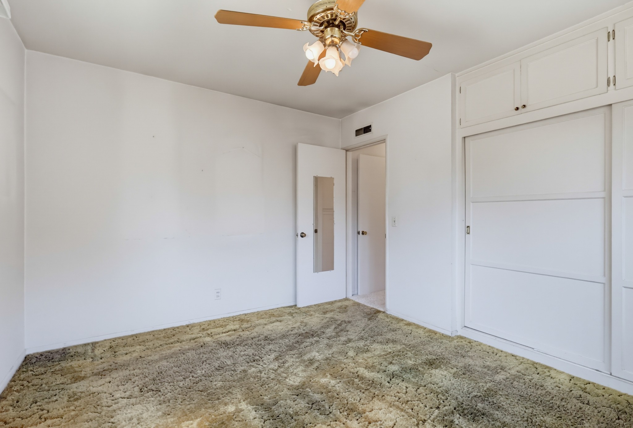 Virtual tour photo 33 of 64 for 7326 Glencliff Dr