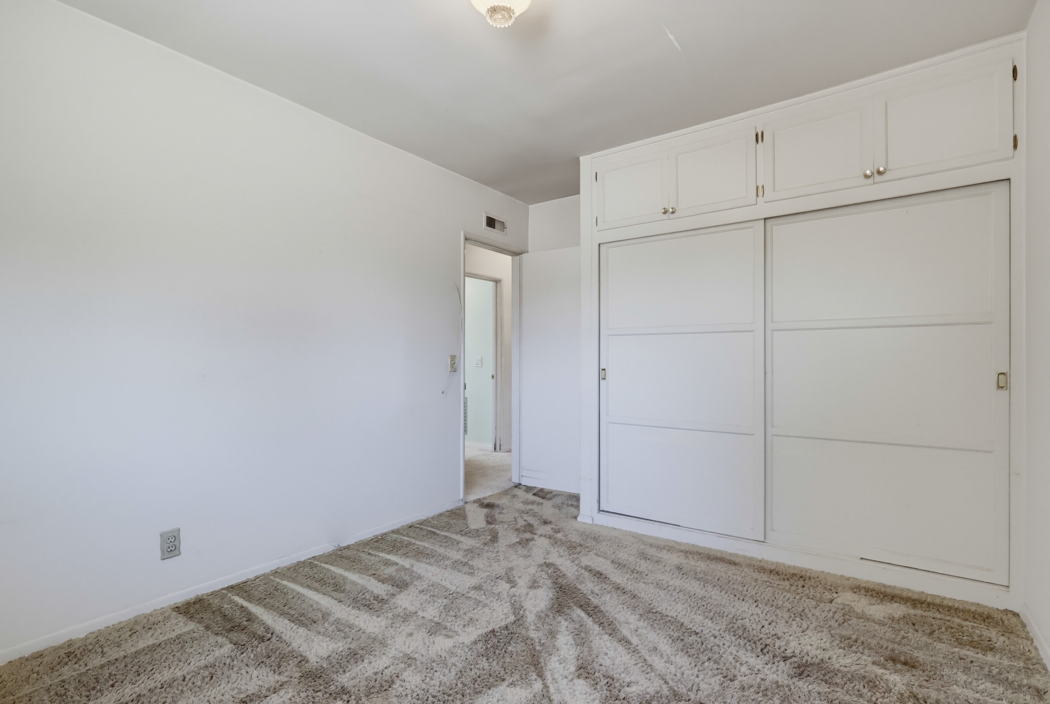 Virtual tour photo 38 of 64 for 7326 Glencliff Dr