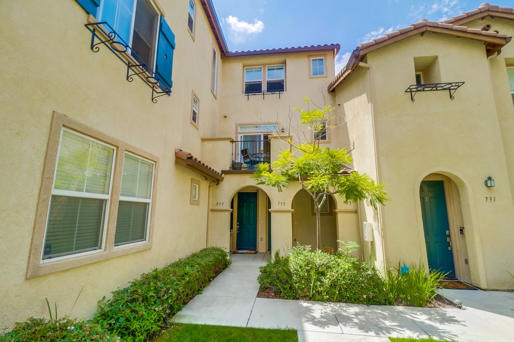 Virtual tour photo 1 of 44 for 733 Anchor Cove
