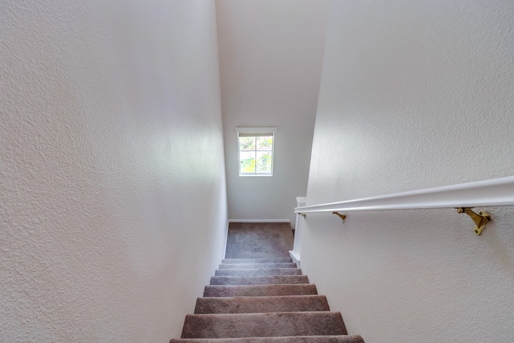 Virtual tour photo 25 of 44 for 733 Anchor Cove