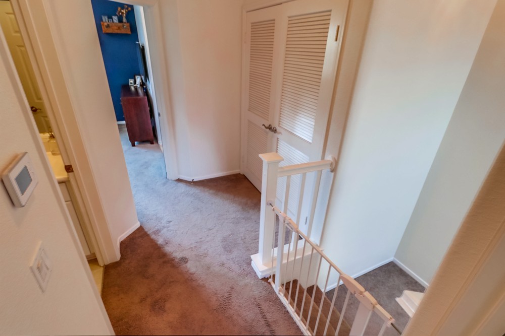 Virtual tour photo 26 of 44 for 733 Anchor Cove