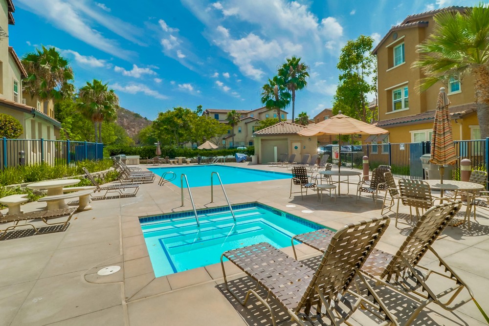 Virtual tour photo 43 of 44 for 733 Anchor Cove