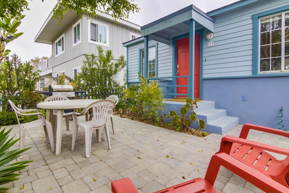 Virtual tour photo 4 of 36 for 733 Avalon Ct