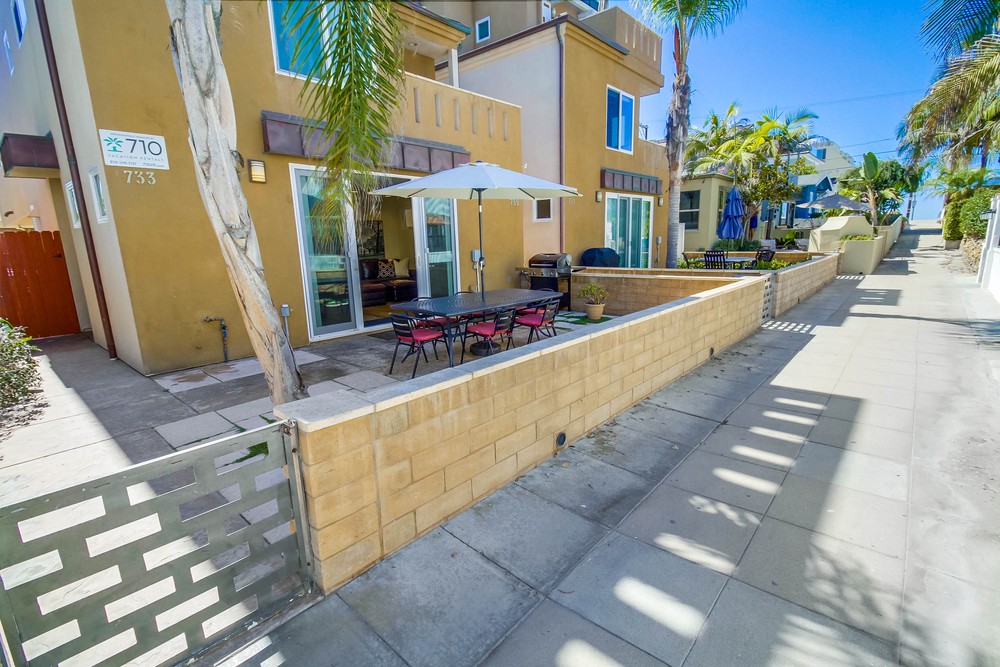 Virtual tour photo 3 of 63 for 733 Jersey Ct