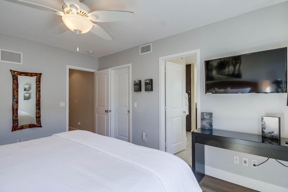 Virtual tour photo 45 of 63 for 733 Jersey Ct