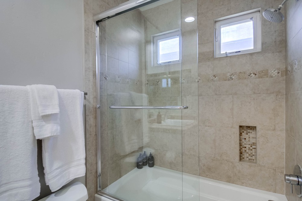 Virtual tour photo 58 of 63 for 733 Jersey Ct