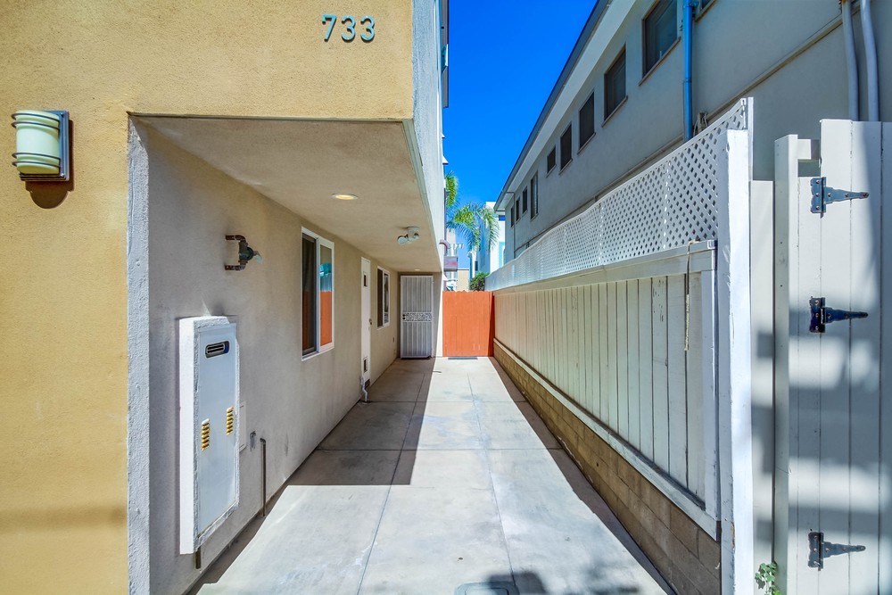 Virtual tour photo 60 of 63 for 733 Jersey Ct