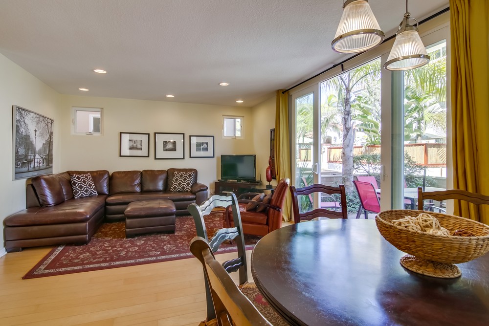 Virtual tour photo 8 of 41 for 733 Jersey Ct