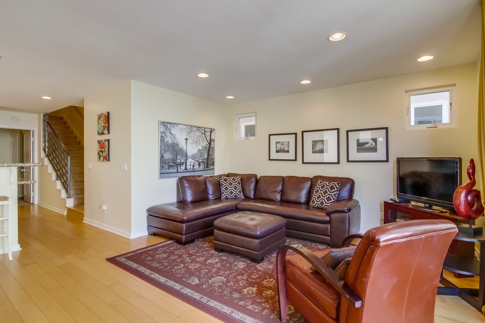 Virtual tour photo 11 of 41 for 733 Jersey Ct