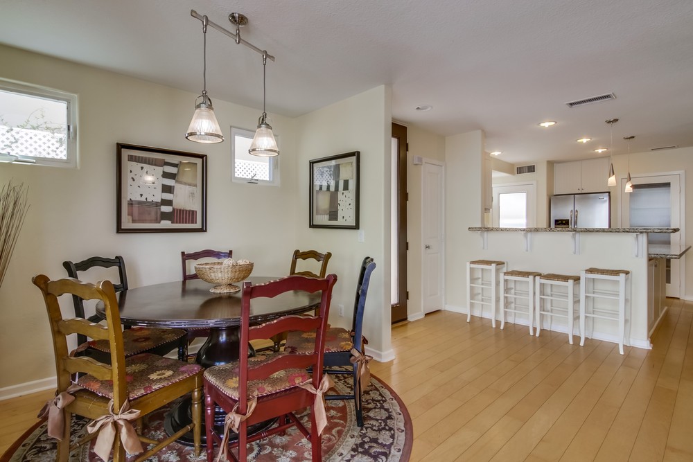 Virtual tour photo 16 of 41 for 733 Jersey Ct