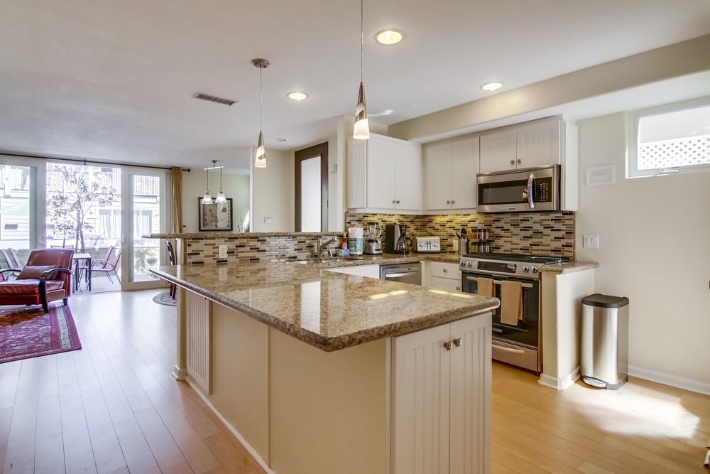 Virtual tour photo 20 of 41 for 733 Jersey Ct