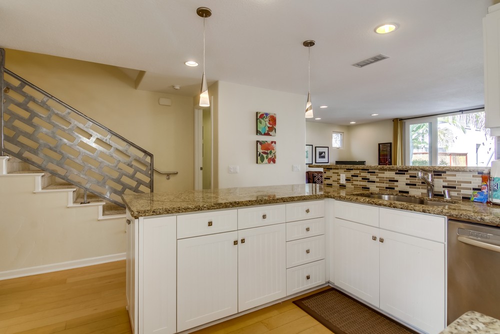 Virtual tour photo 21 of 41 for 733 Jersey Ct