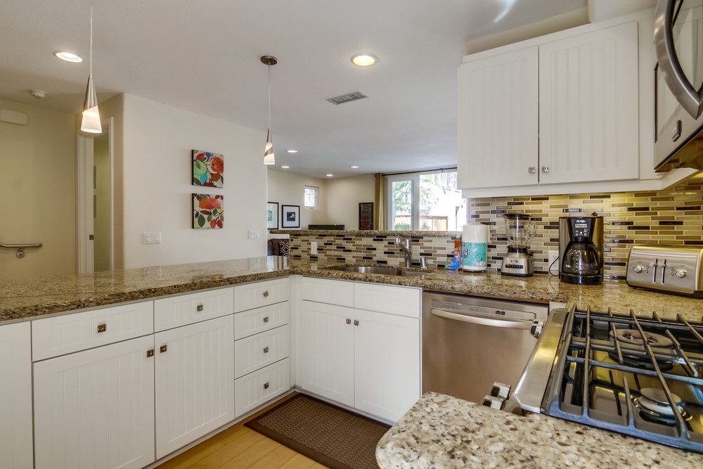 Virtual tour photo 22 of 41 for 733 Jersey Ct