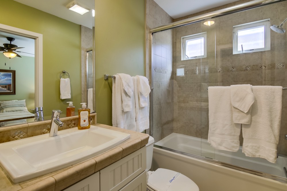 Virtual tour photo 34 of 41 for 733 Jersey Ct