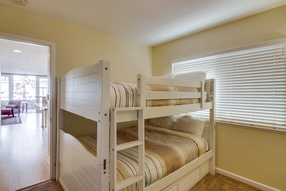 Virtual tour photo 37 of 41 for 733 Jersey Ct